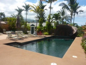 Large Pool and sun deck by our Vacation rental cottage here on Maui